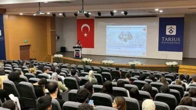 Mersin İl Jandarma Komutanlığı ekipleri, güvenli ve bilinçli internet kullanımını