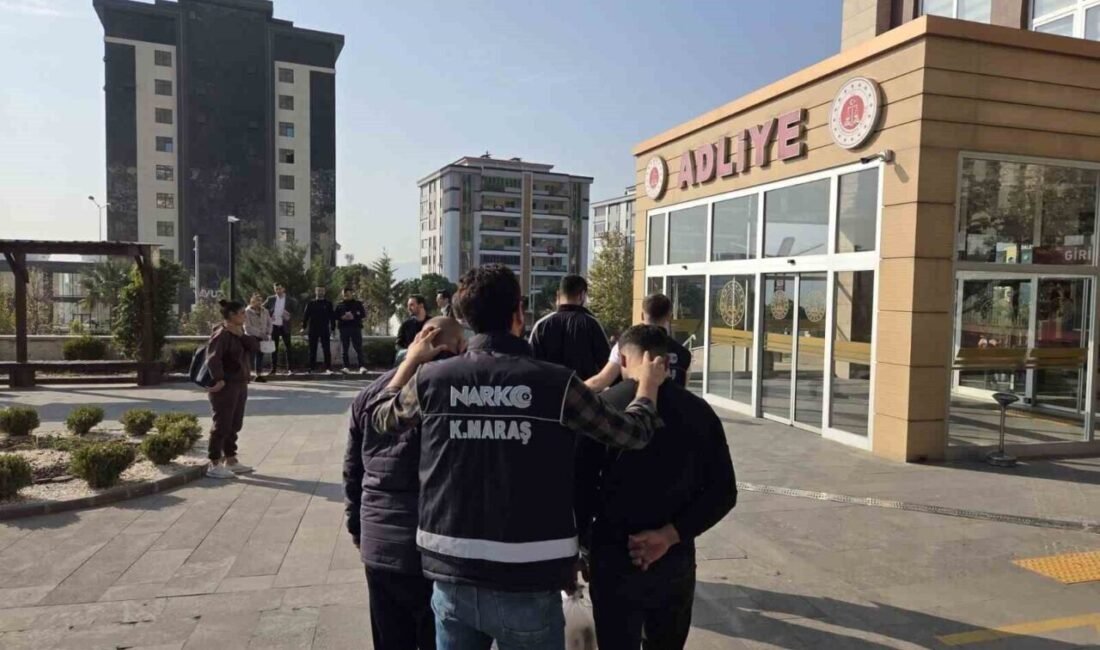 Kahramanmaraş’ta düzenlenen uyuşturucu operasyonunda 3 kişi tutuklandı. Edinilen bilgiye göre,