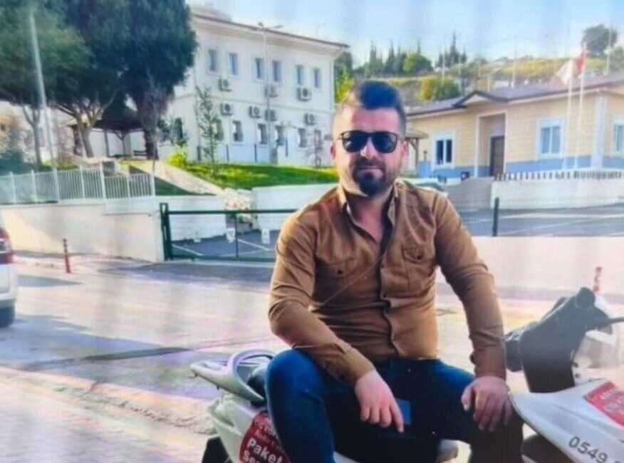 Antalya’nın Konyaaltı ilçesinde iki otomobilin kafa kafaya çarpışması sonucu meydana