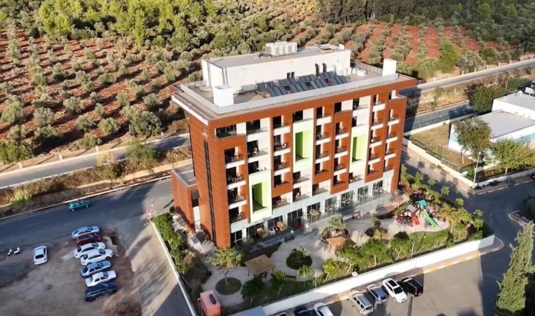 Kepez Belediyesi, Hasta Yakınları Konukevi’nde kapsamlı bir dönüşüme imza atarak