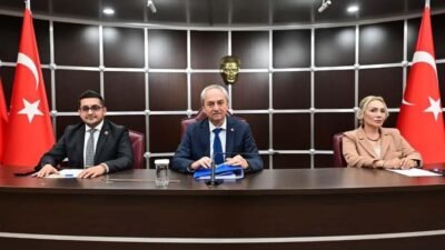 Kepez Belediyesi’nin Kasım Ayı Meclis toplantısında konuşan Başkan Mesut Kocagöz,