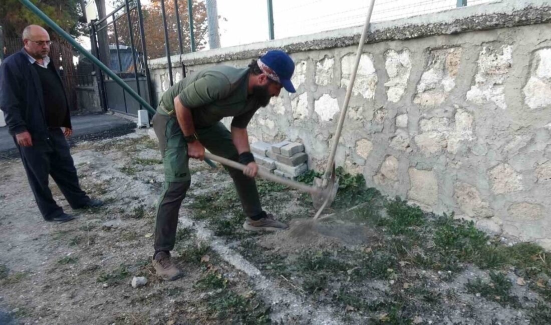 Orman yangınlara dikkat çekmek amacıyla 4 yıl önce yola çıkan