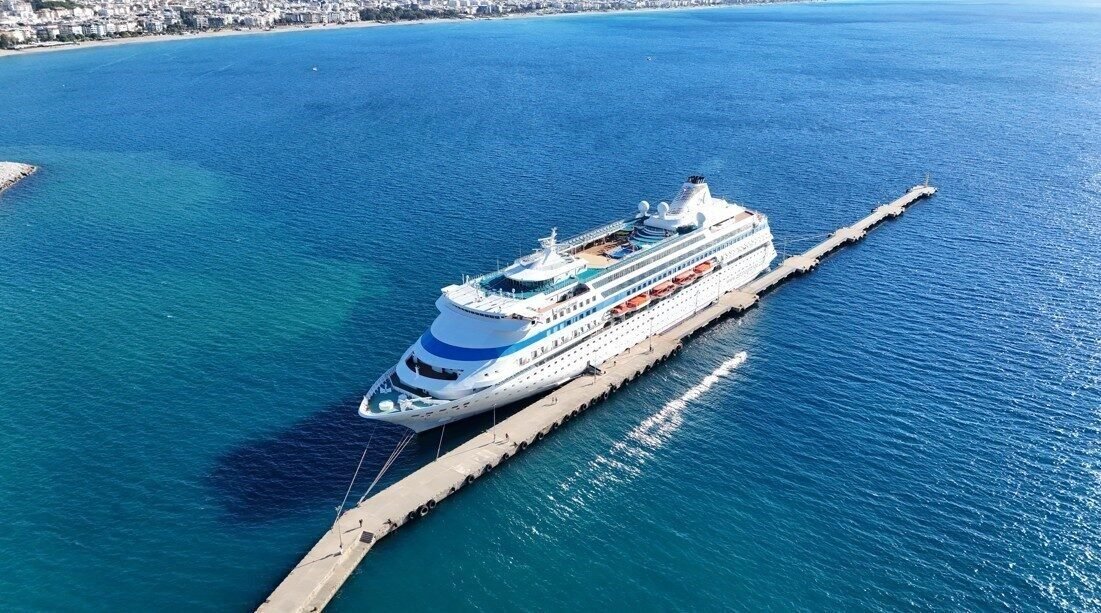 Palau Bandıralı ‘Astoria Grande’ adlı lüks kruvaziyer yolcu gemisi Alanya