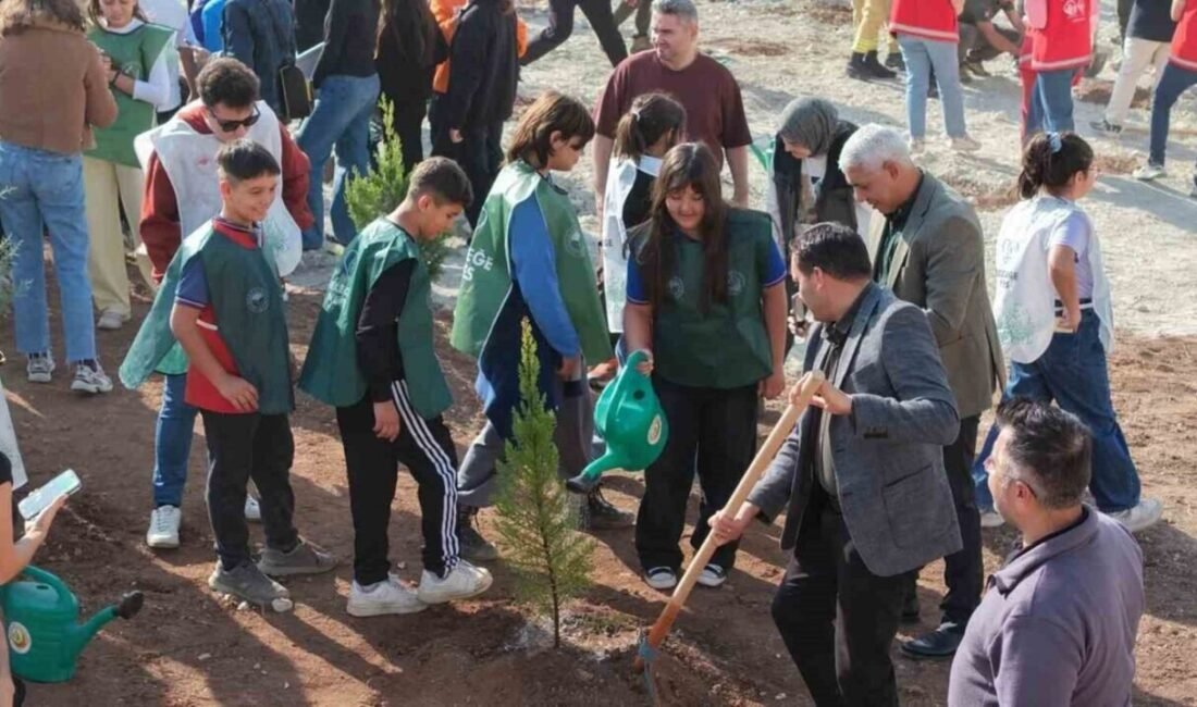 Mersin’de, 11 Kasım Milli Ağaçlandırma Günü dolayısıyla Mersin Orman Bölge