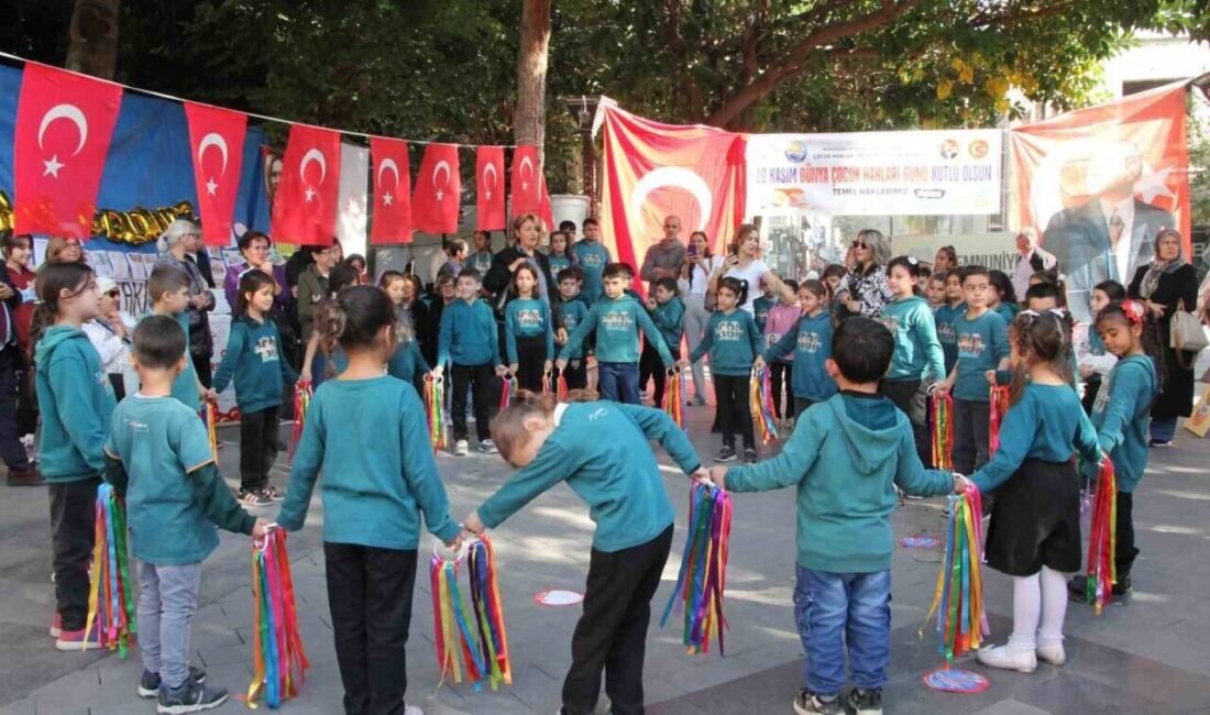 Mersin’de ‘Dünya Çocuk Hakları Günü’ çeşitli etkinliklerle kutlandı. Valilik himayesinde