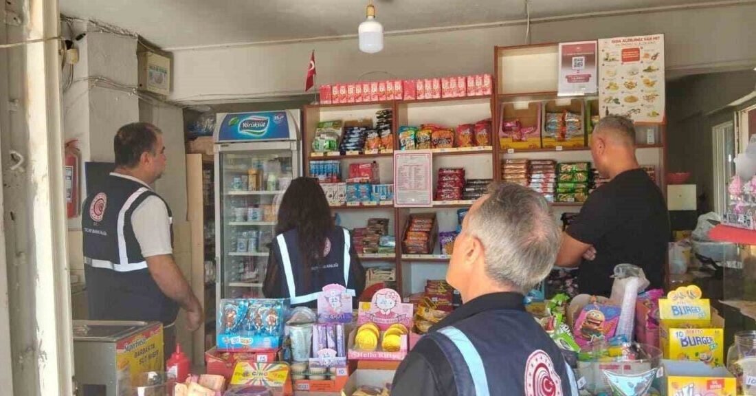 Mersin Ticaret İl Müdürlüğü ekipleri, tüketicilerin haklarının korunması amacıyla ekim