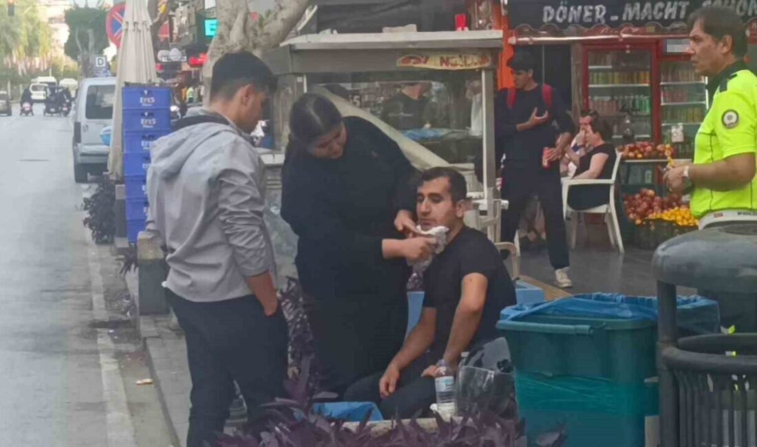 Antalya’nın Manavgat ilçesinde yaya geçidinde duran motosiklete çarpmamak için frene