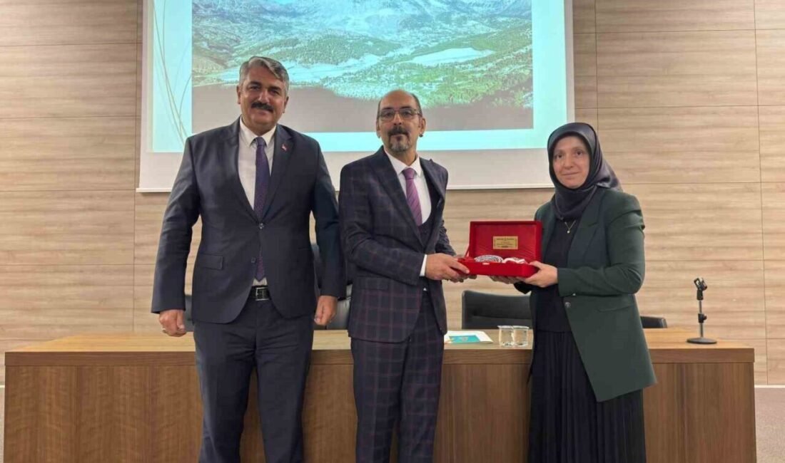 Onikişubat Belediyesi, ilçenin binlerce yıllık kadim geçmişini ve kültürel zenginliğini