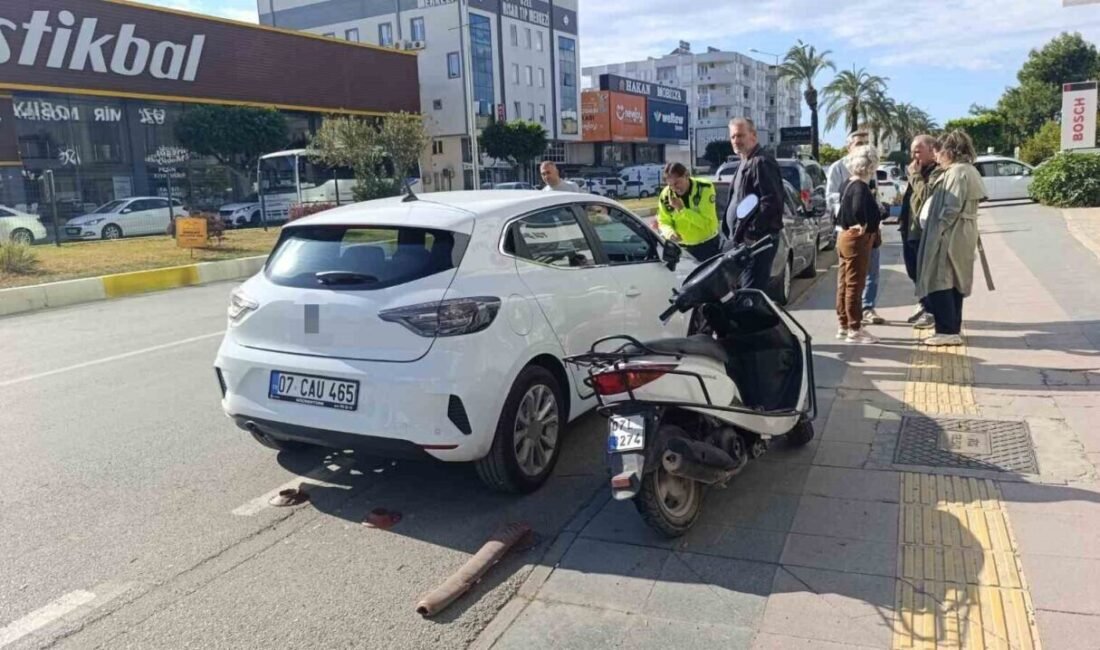 Antalya’nın Manavgat ilçesinde otomobil ile motosikletle çarpışması sonucu meydana gelen