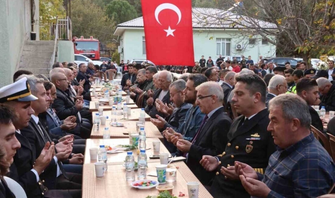 Adana’nın Pozantı ilçesinde Şehit Deniz Teğmen Mustafa Kemal Öz için