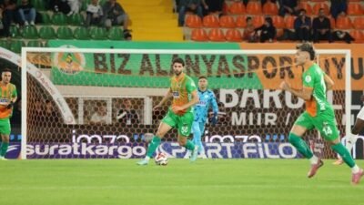Trendyol Süper Lig’in 11. haftasında Alanyaspor, sahasında Gaziantep FK ile