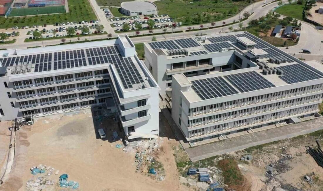 Adana Alparslan Türkeş Bilim ve Teknoloji Üniversitesi, tükettiği elektriği karşılayabilmek