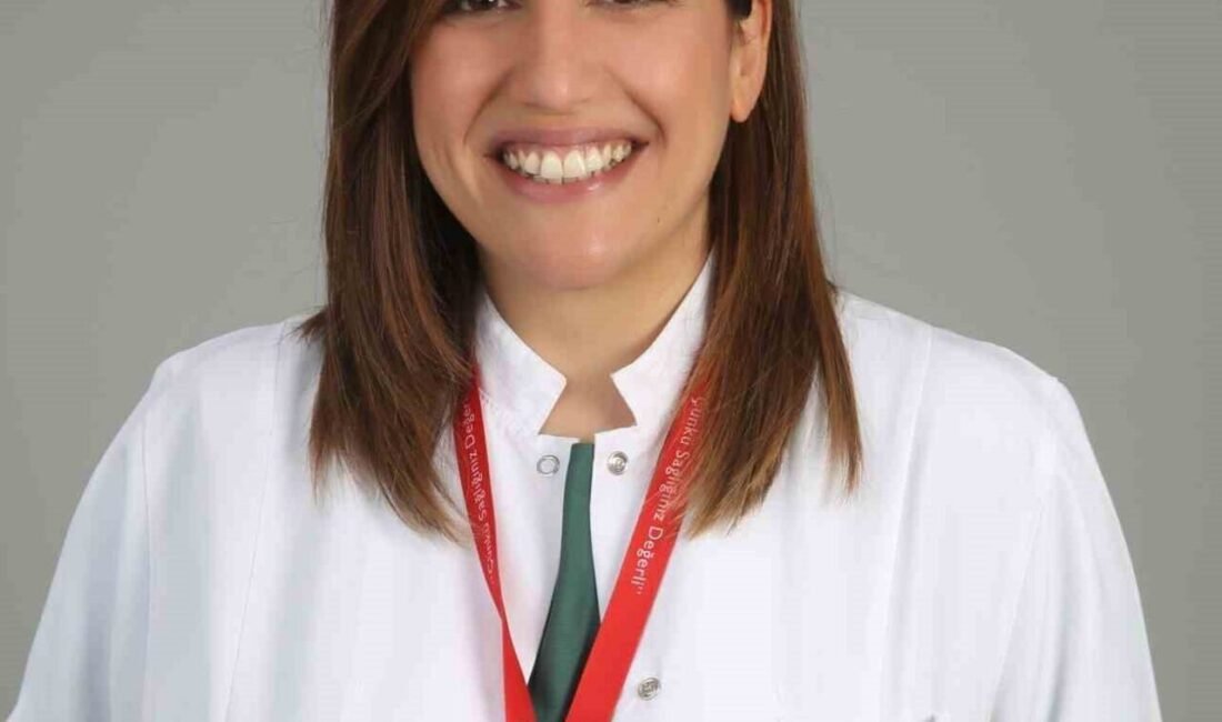 Nöroloji Bölümü’nden Uzm. Dr. Özden Yener Çakmak, kronik baş ağrısında