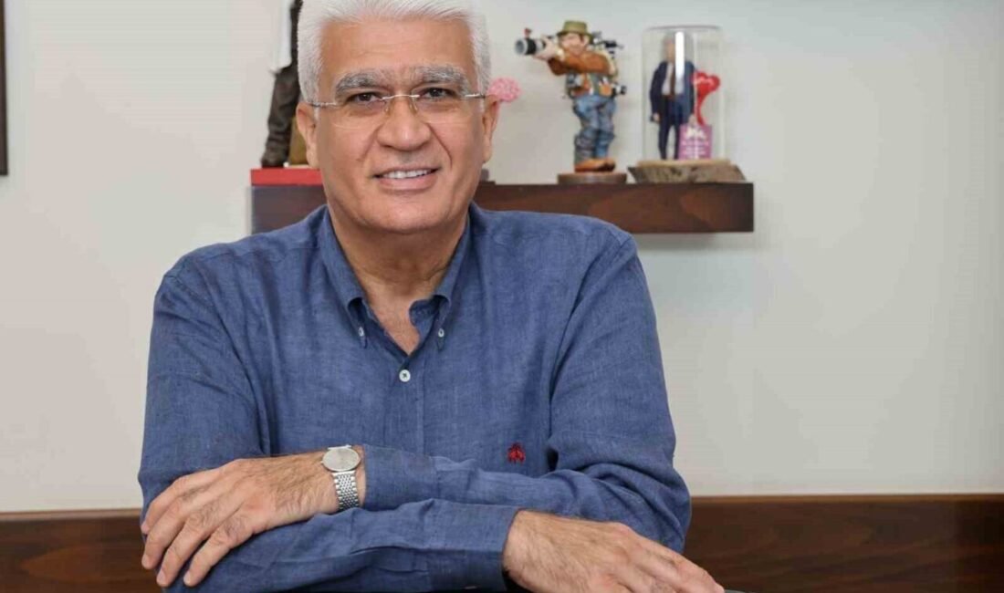 Beyin, Sinir ve Omurilik Cerrahisi Uzmanı Prof. Dr. Orhan Şen,