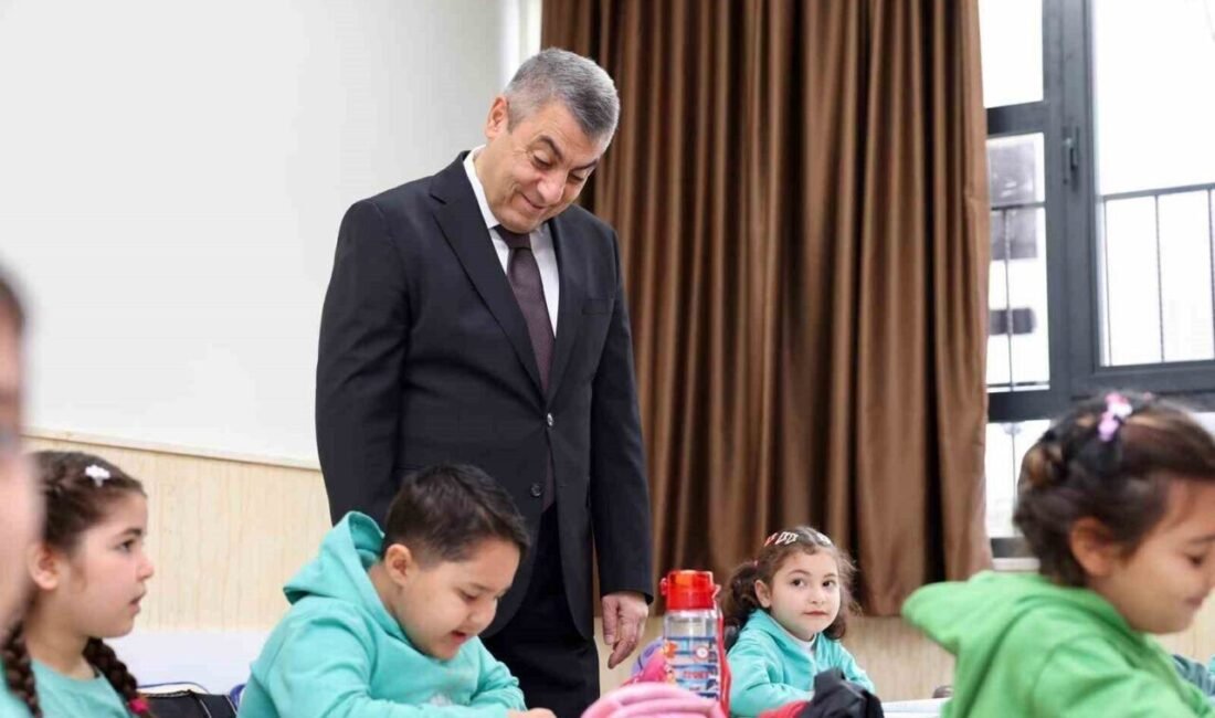 Mersin Valisi Atilla Toros, kentte 6 Şubat depremlerinde ağır hasar