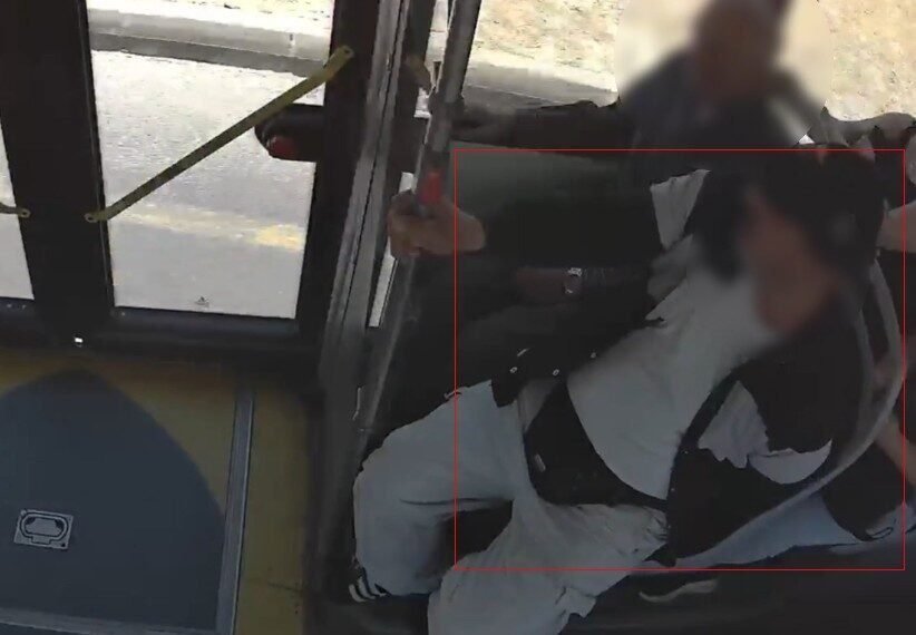 Mersin’de toplu taşıma araçlarında yaşlıları hedef alan yankesici, polis ekiplerinin