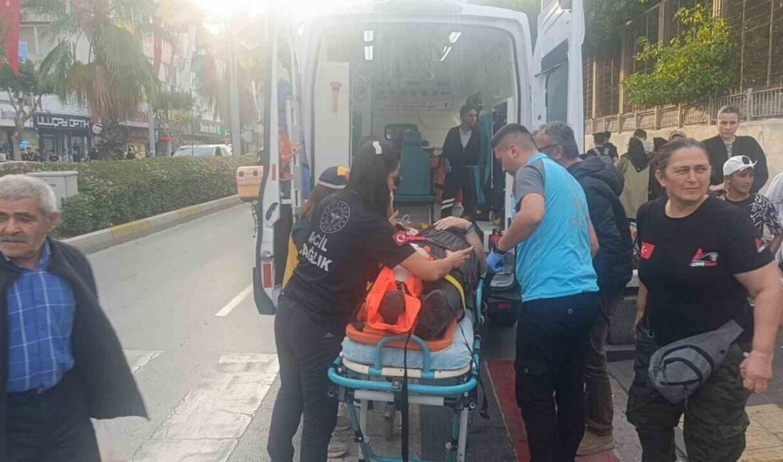 Antalya’nın Manavgat ilçesinde yaya geçidinden geçen kadına bisiklet çarptı. Kazada