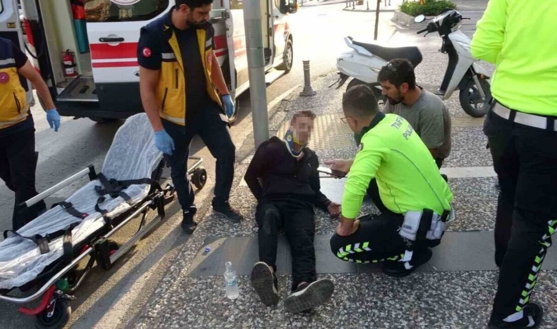 Antalya’nın Manavgat ilçesinde yaya geçidinden geçmekte olan yayaya çarpmamak için