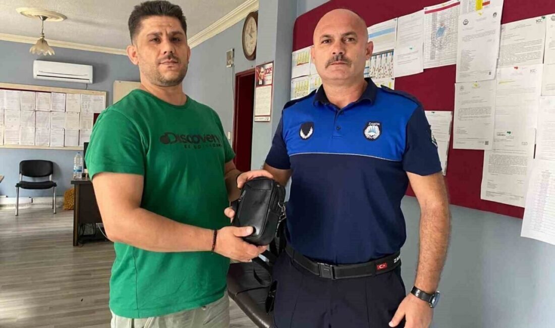 Antalya’nın Serik ilçesinde devriye atan zabıta ekipleri, cadde üzerinde buldukları