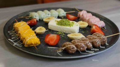 Adanalı tatlıcının geleneksel katmeri çeşitlendirmek için yaptığı Adana usulü ’çöp