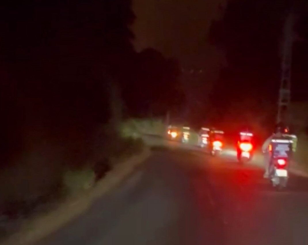 Alanya'da motokuryeler ekiplere malzeme yardımı için seferber oldu