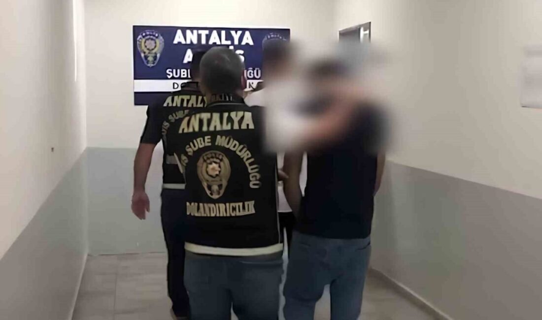 Antalya’da kimliğinin FETÖ tarafından kullanıldığını söyleyerek baskı altına aldıkları bir