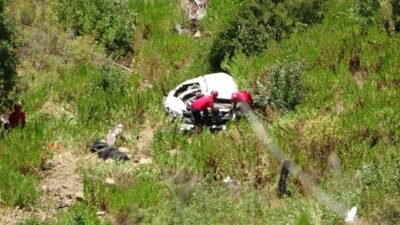 Antalya’nın Manavgat ilçesinde uçuruma yuvarlanan araçta hayatını kaybeden 5 kişinin