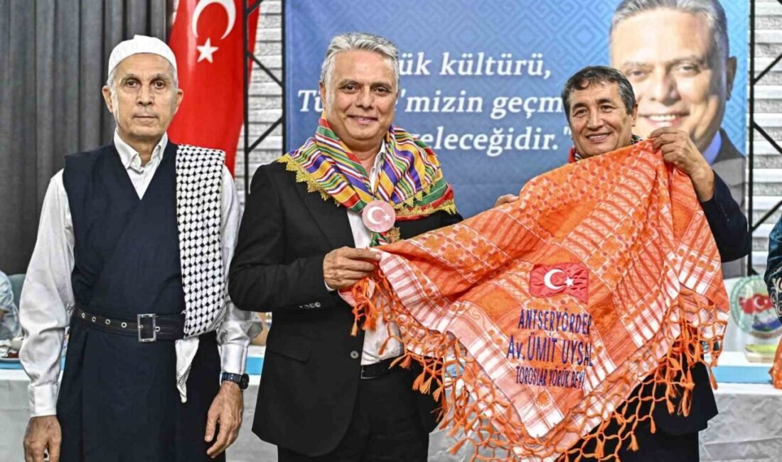 Antalya Muratpaşa Belediye Başkanı Ümit Uysal, “Toroslar Yörük Beyi” unvanının