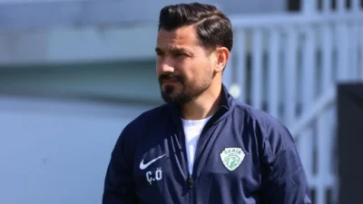 Serikspor Atletik Performans Antrenörü Çağhan Özus, kulüpteki görevinden ayrıldığını sosyal