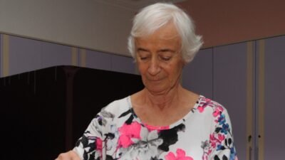 Eski CHP Genel Başkanı merhum Deniz Baykal'ın eşi Olcay Baykal,