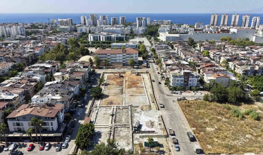 Muratpaşa raket sporları merkezi, Fener Mahallesi’nde 4 tenis ve 4
