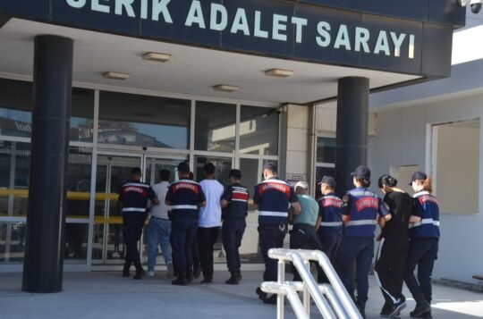 Serik dolandırıcılık operasyonunda sosyal medya üzerinden IBAN ve kripto para
