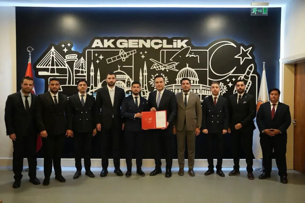 Serik Gençlik Kolları görev değişimi