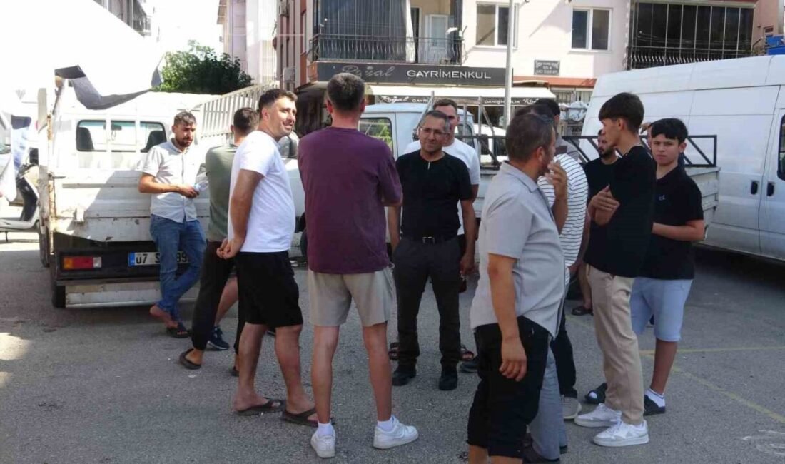 “Yerimiz daraldı” diyen pazarcı esnafı yeni pazar alanında tezgah açmadı;