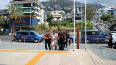 Antalya’nın Alanya ilçesinde kendisinden haraç isteyen şüphelilerin olumsuz yanıt vermesi