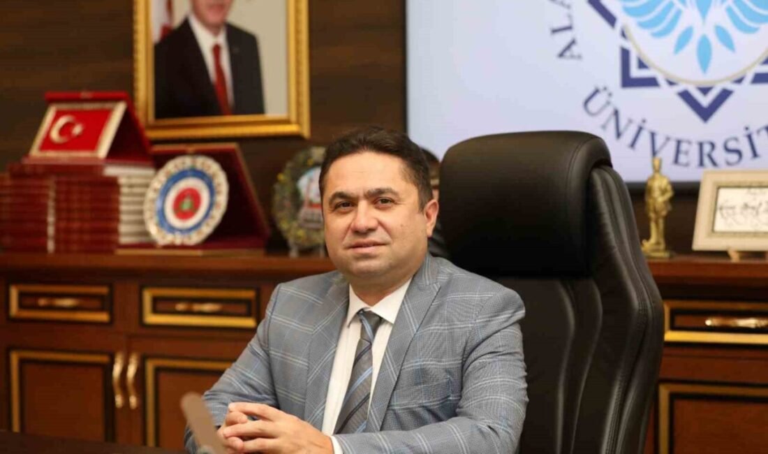 Alanya Alaaddin Keykubat Üniversitesi Rektörü Prof. Dr. Kenan Ahmet Türkdoğan,