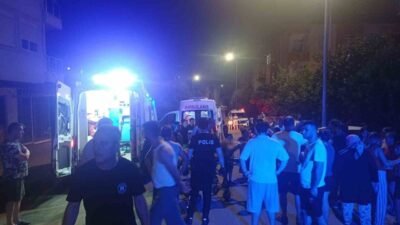 Antalya’nın Manavgat ilçesinde annesini darp ettiği iddia edilen babasını bıçakla