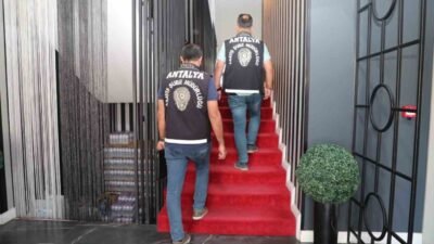 Antalya Emniyet Müdürlüğü ekipleri tarafından günübirlik konaklama yerleri ve araç
