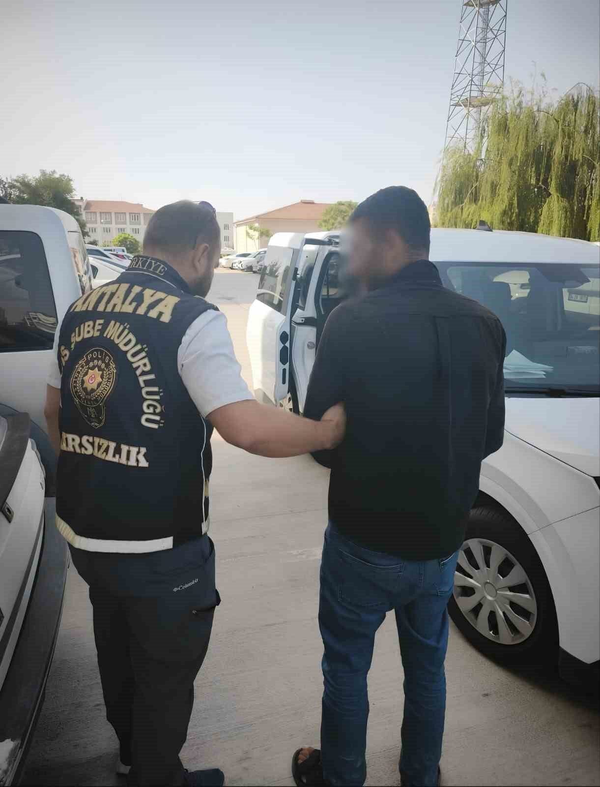 Antalya genelinde Emniyet Müdürlüğü birimlerince son bir haftada yapılan çalışmalarda