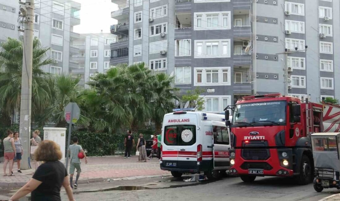 Apartmanda yangın paniği: 5 kişi dumandan etkilendi; Konyaaltı’nda çıkan yangında
