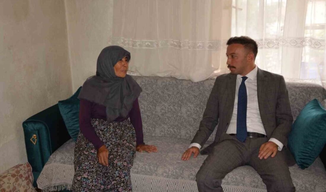 Başsavcı Ozan Kapıcı, şehit annesini evinde ziyaret etti; Korkuteli Cumhuriyet