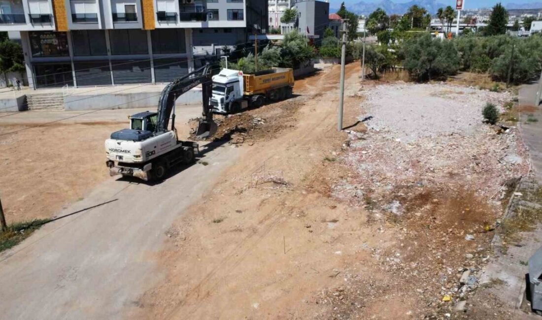 Kepez Belediyesi, Beşkonak Mahallesi’nde kentsel dönüşüm kapsamında yapımı tamamlanan ticari