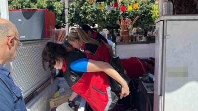 Antalya’nın Muratpaşa ilçesi’nde faaliyet gösteren seyyar dondurma ve meyve suyu