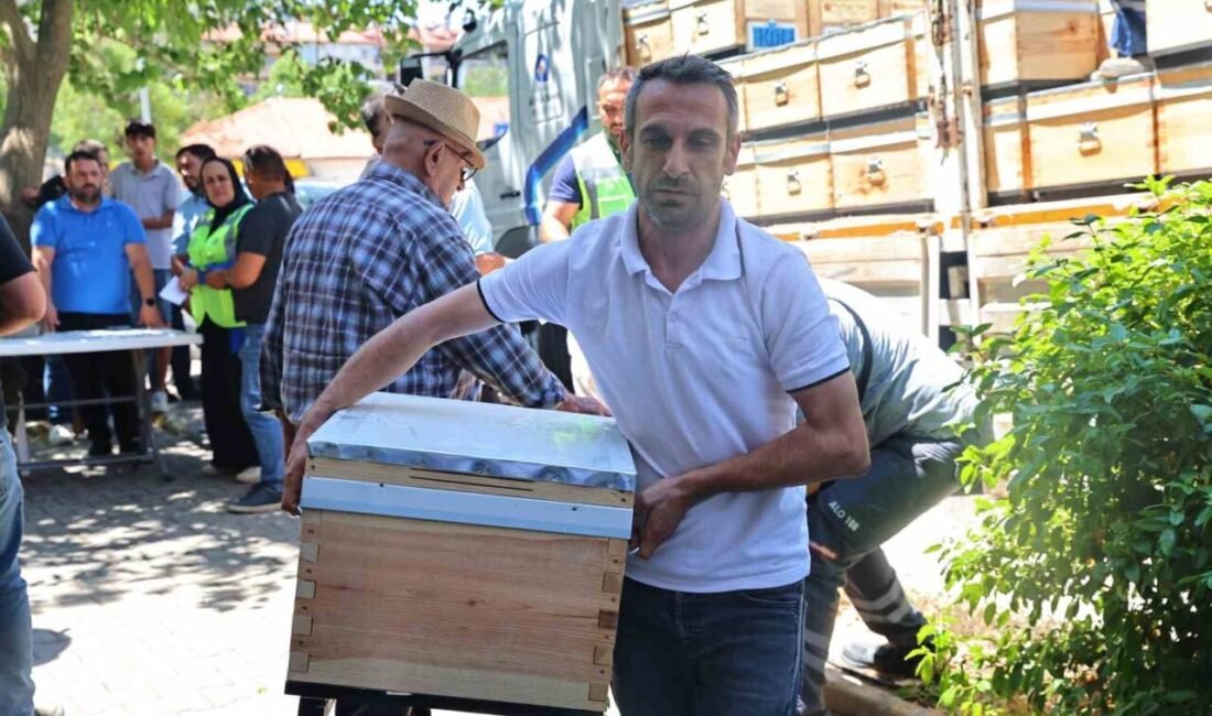 Antalya Büyükşehir Belediyesi, Gündoğmuş ve İbradı ilçesinde arıcılıkla uğraşan ve