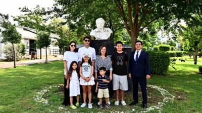 Antalya’nın Muratpaşa Belediyesi, dünyaca ünlü Kırgız yazar Cengiz Aytmatov’un oğlu