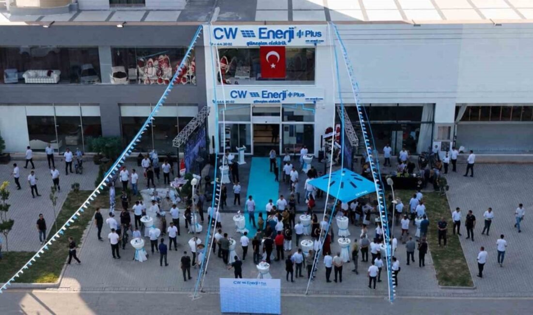 CW Enerji Plus’ın yeni bayisi Adana’da törenle açıldı; güneş paneli,