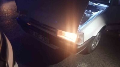 Antalya’nın Gazipaşa ilçesinde otomobiliyle drift atan ve polisin ‘dur’ ihtarına