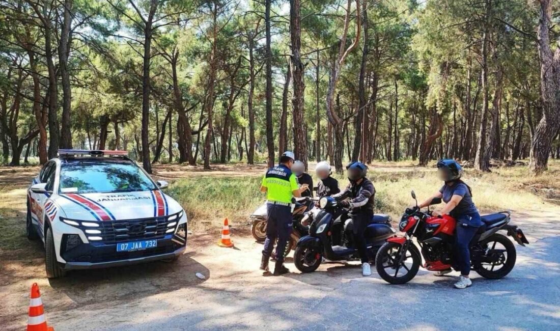 Antalya’da motosiklet kazalarının önlenmesi ve trafik güvenliğinin artırılması amacıyla gerçekleştirilen