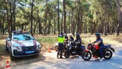 Antalya’da motosiklet kazalarının önlenmesi ve trafik güvenliğinin artırılması amacıyla gerçekleştirilen