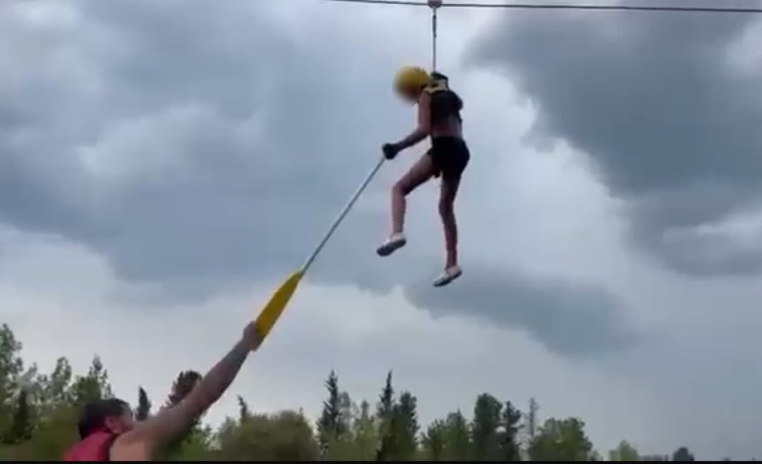 Antalya’nın dünyaca ünlü Köprülü Kanyon bölgesinde zipline yapan 13 yaşındaki